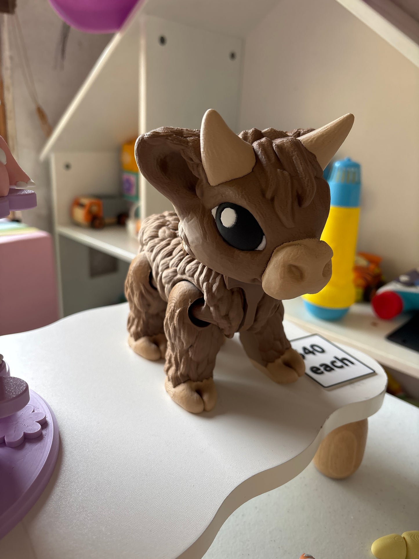 XL highland cow