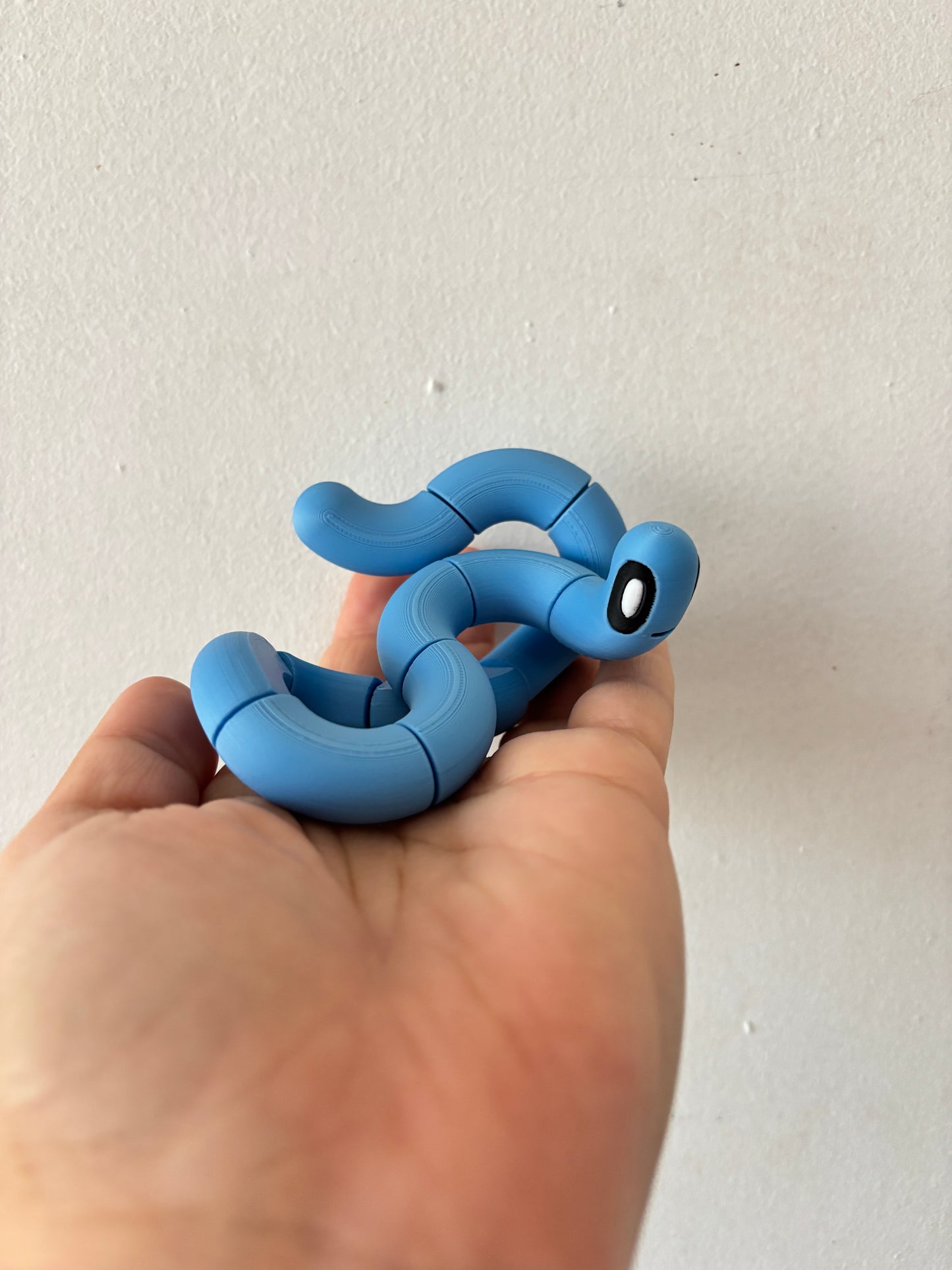 Twisty worms