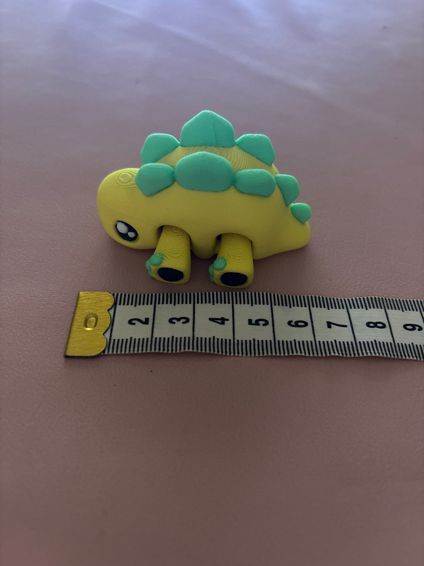 Mini stegosaurus