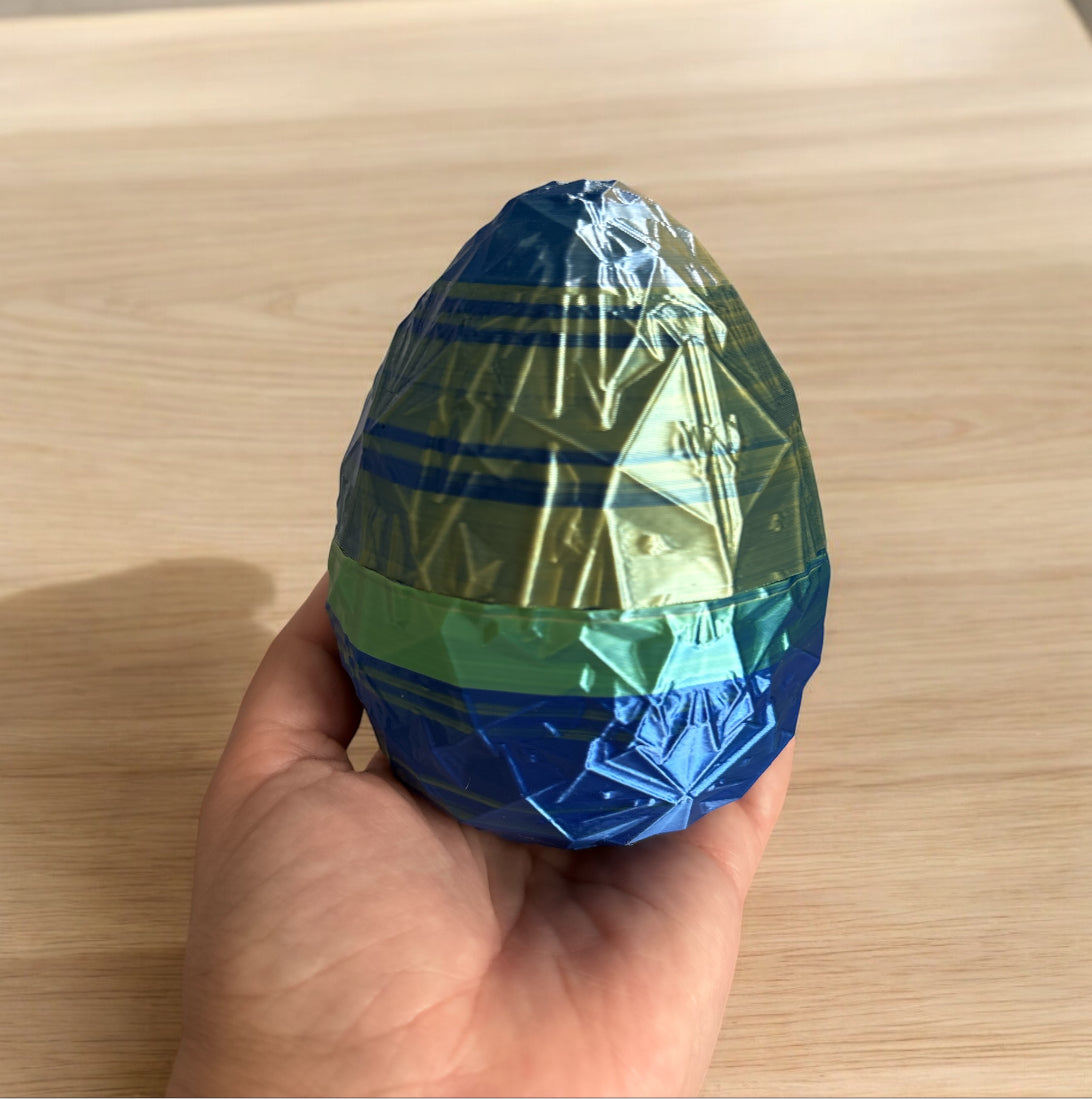 Small dragon with egg