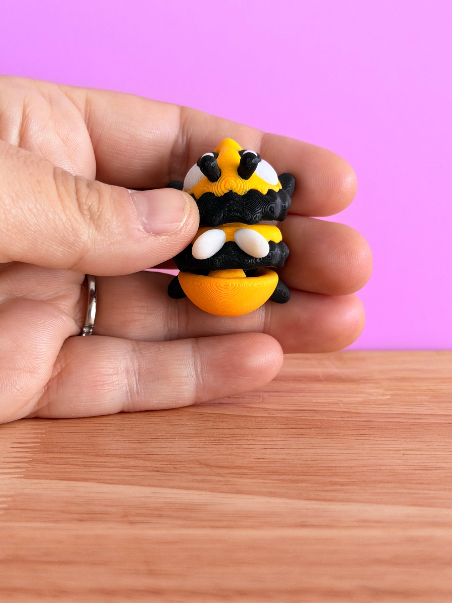 Mini bee