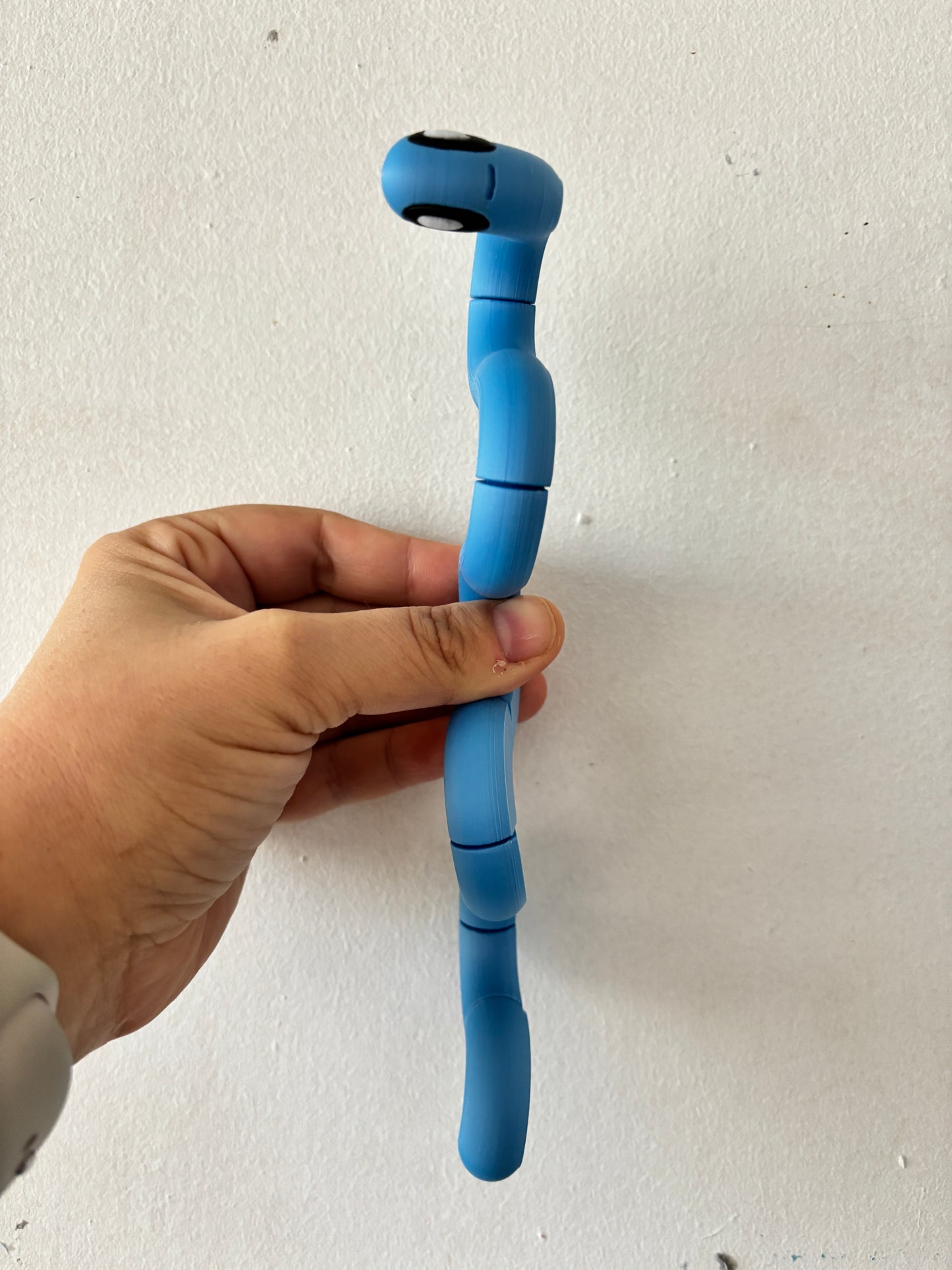 Twisty worms