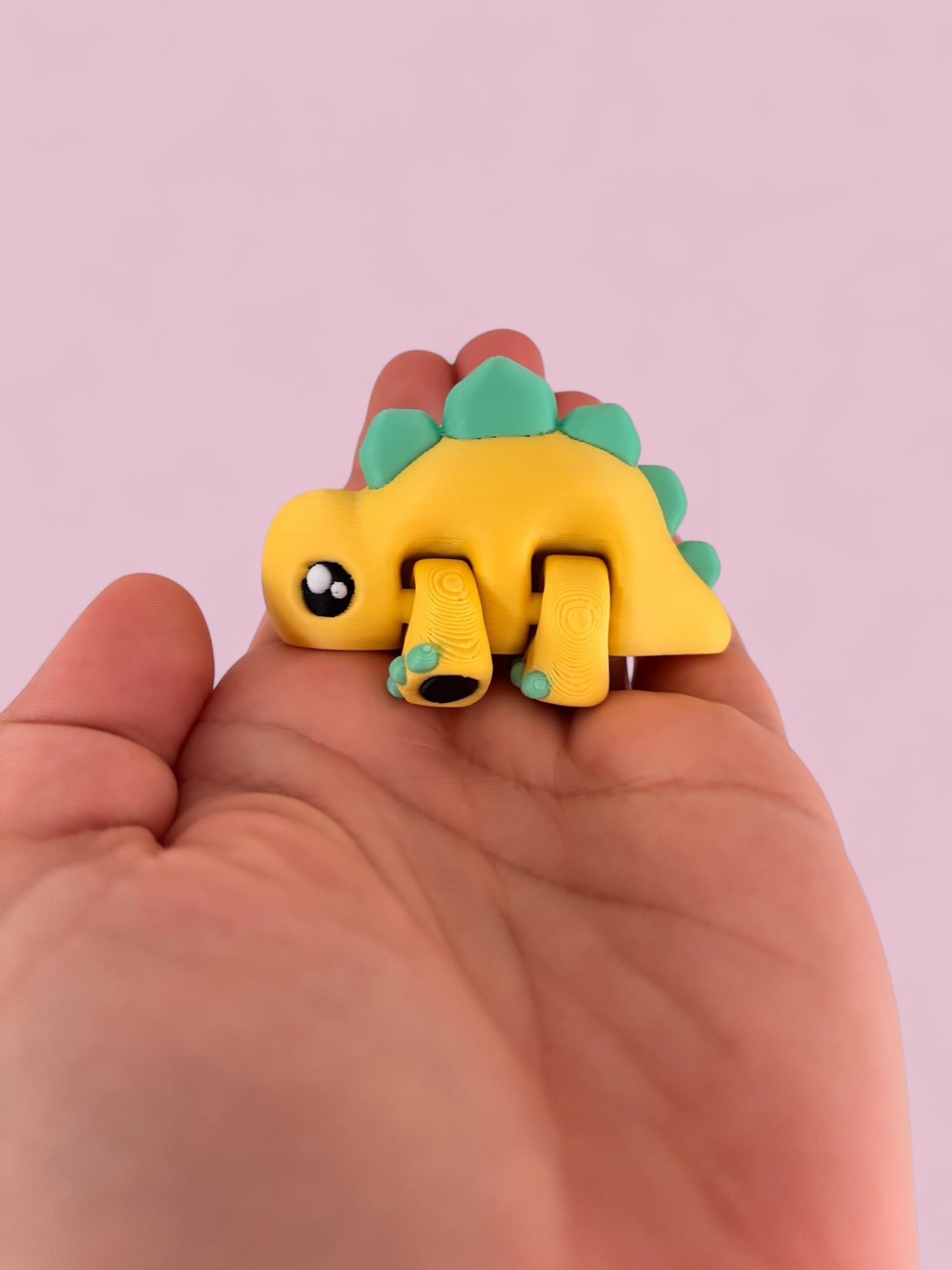 Mini stegosaurus