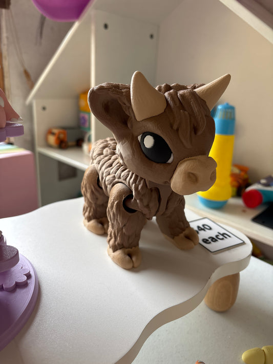 XL highland cow