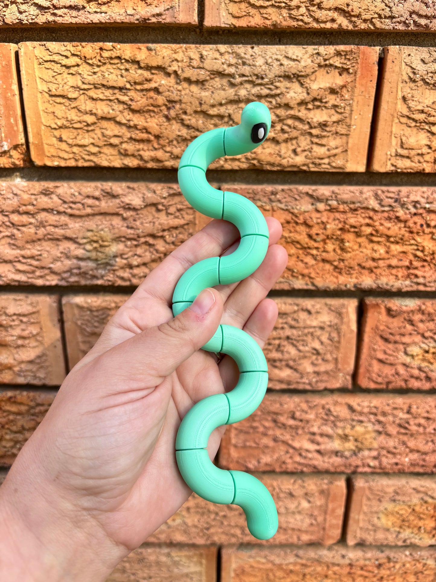 Twisty worms