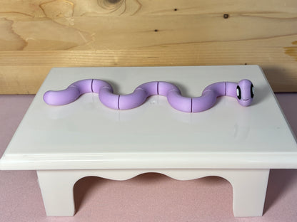 Twisty worms