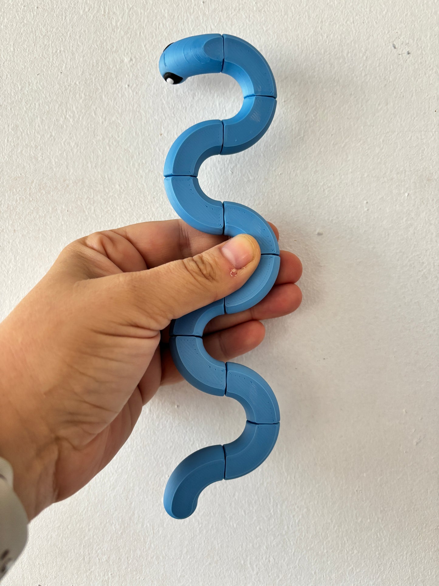Twisty worms