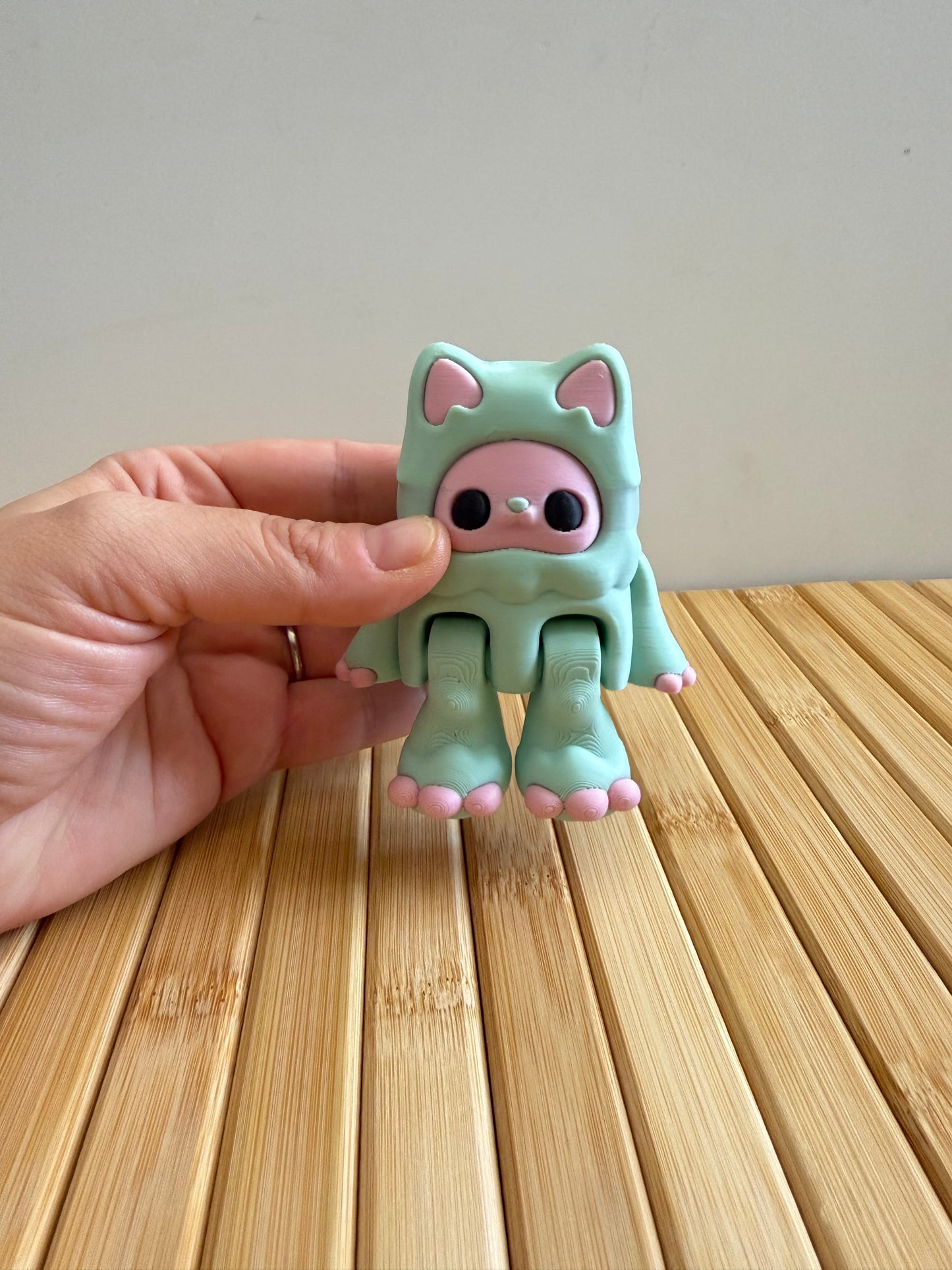 Bigfoot - cat