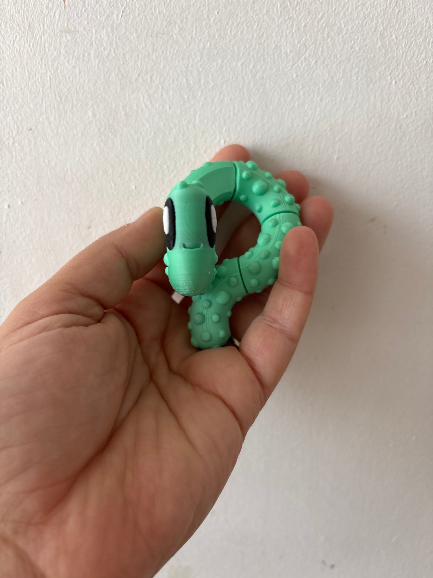 Twisty worms