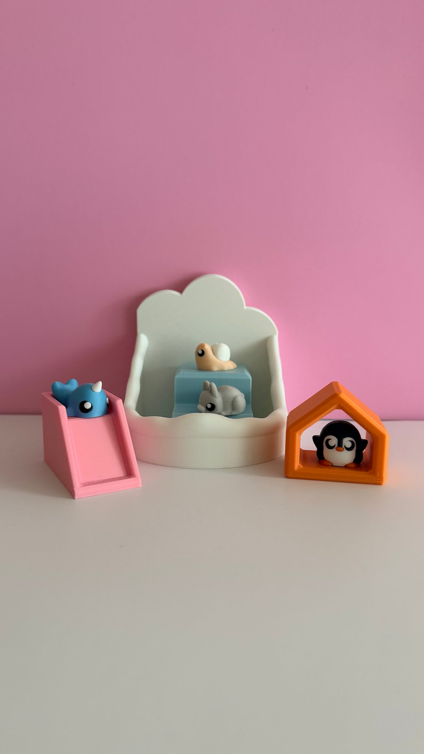 Tiny pets and home set