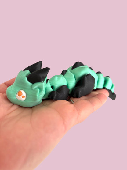 Medium dragon fidget