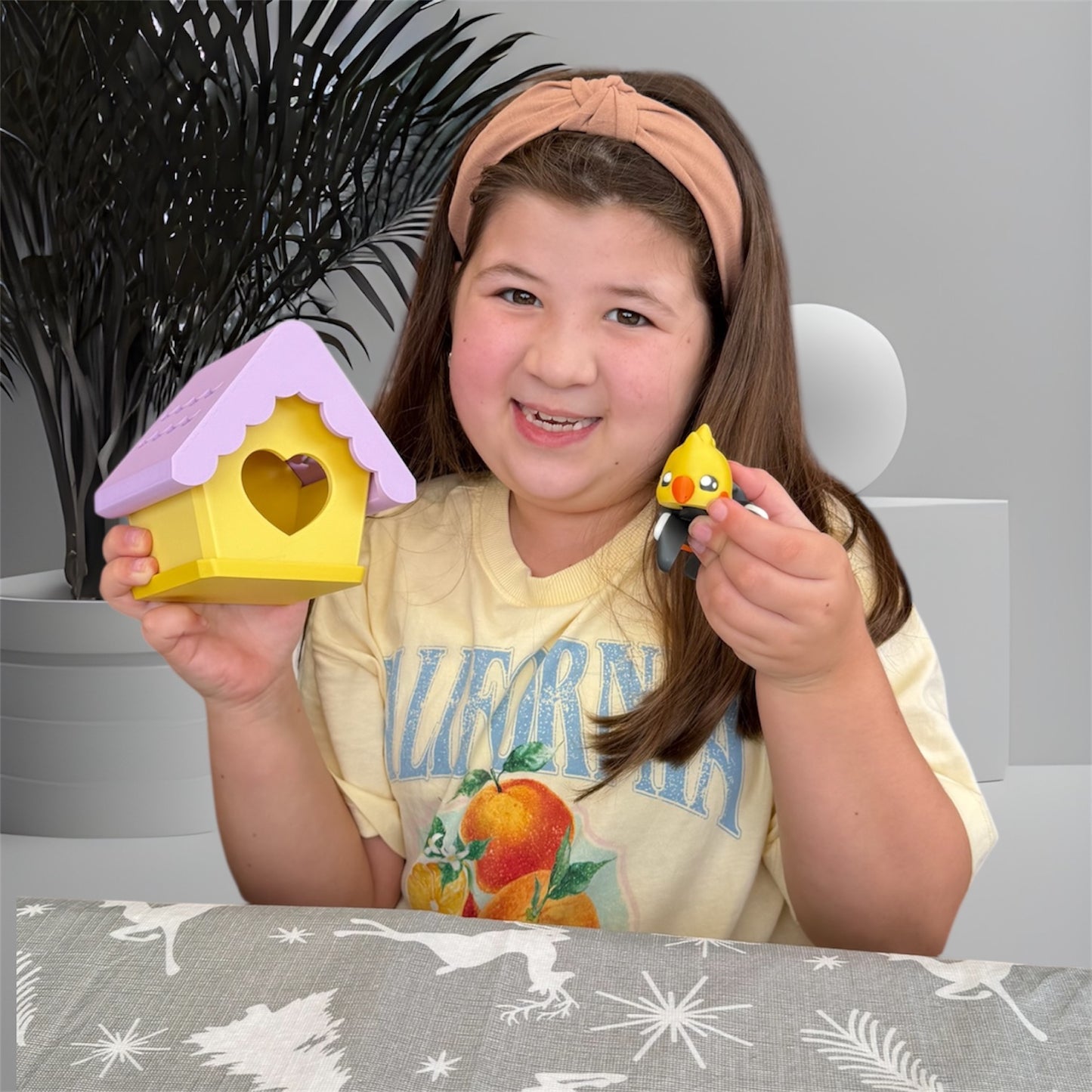 Bird and bird house
